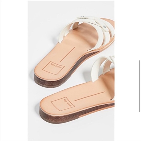 Dolce Vita Cait Slides - Picture 4 of 12